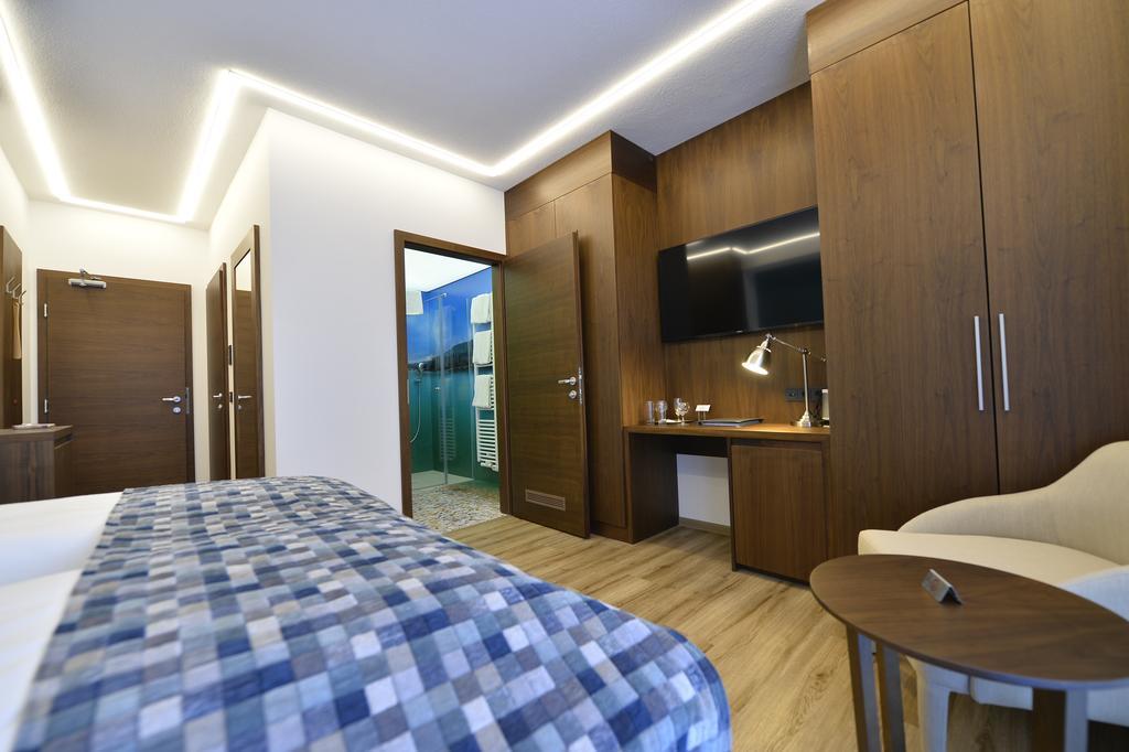 Boutiquehotel Woerthersee - Serviced Apartments Velden am Woerthersee Ngoại thất bức ảnh